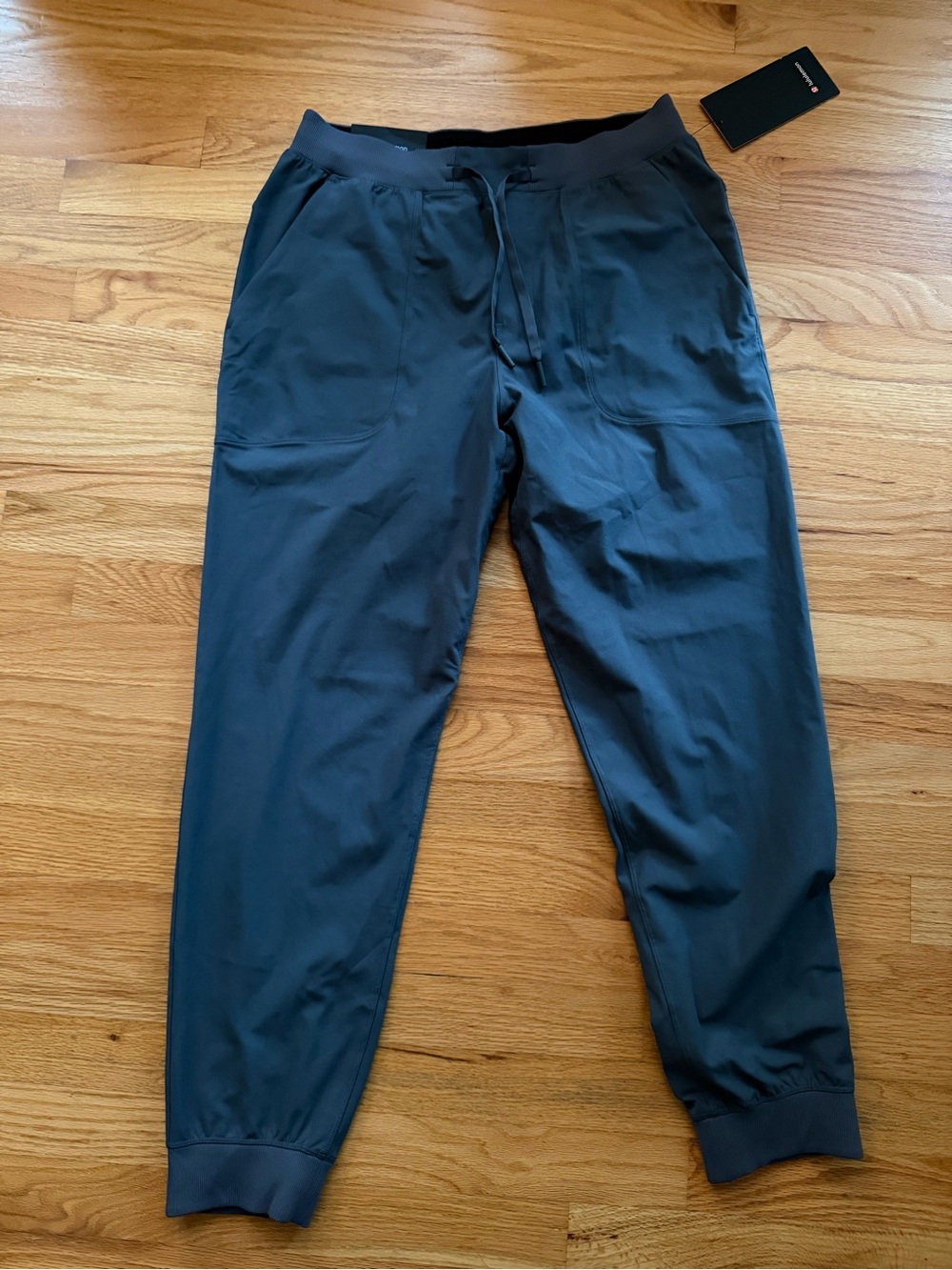 Lululemon ABC Jogger. Men’s size Medium NWT